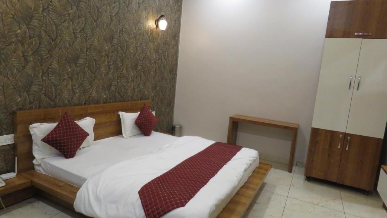 Raja Ji Hotels & Restaurant Jind Extérieur photo