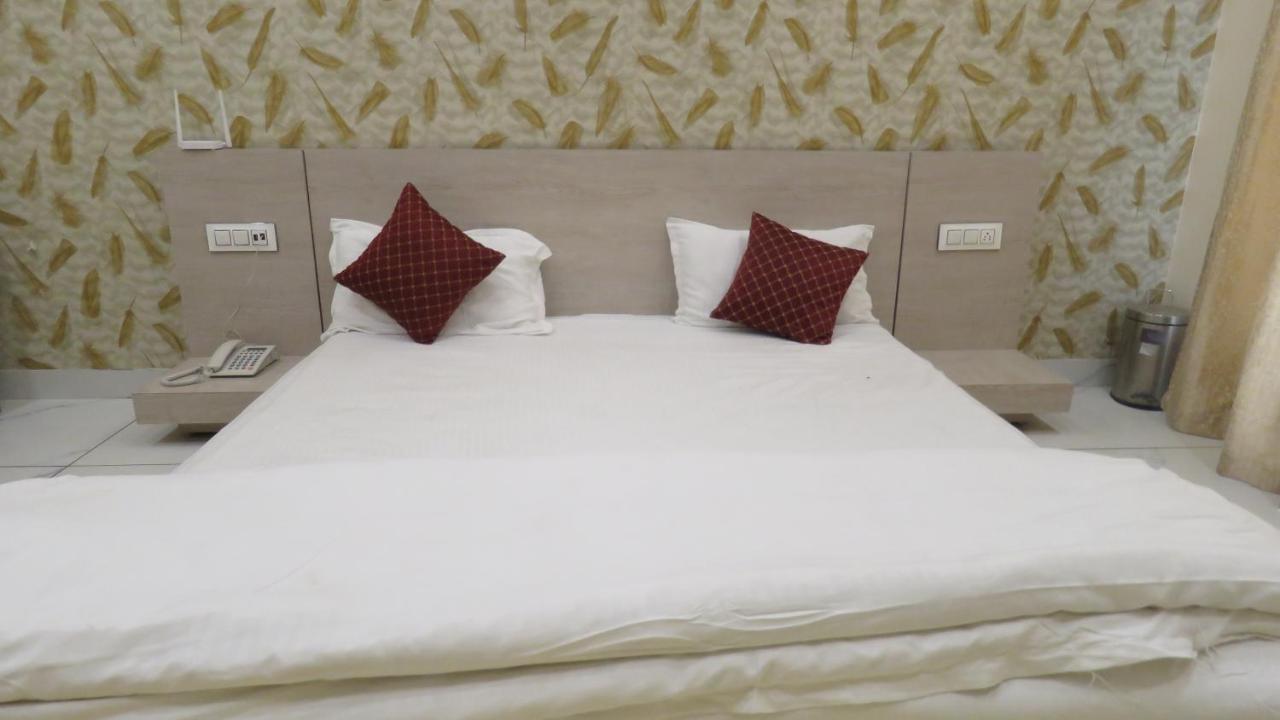 Raja Ji Hotels & Restaurant Jind Extérieur photo